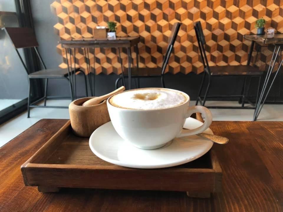 Jaidee Cafe & Hostel Chiangrai Ban Fang Min Luaran gambar
